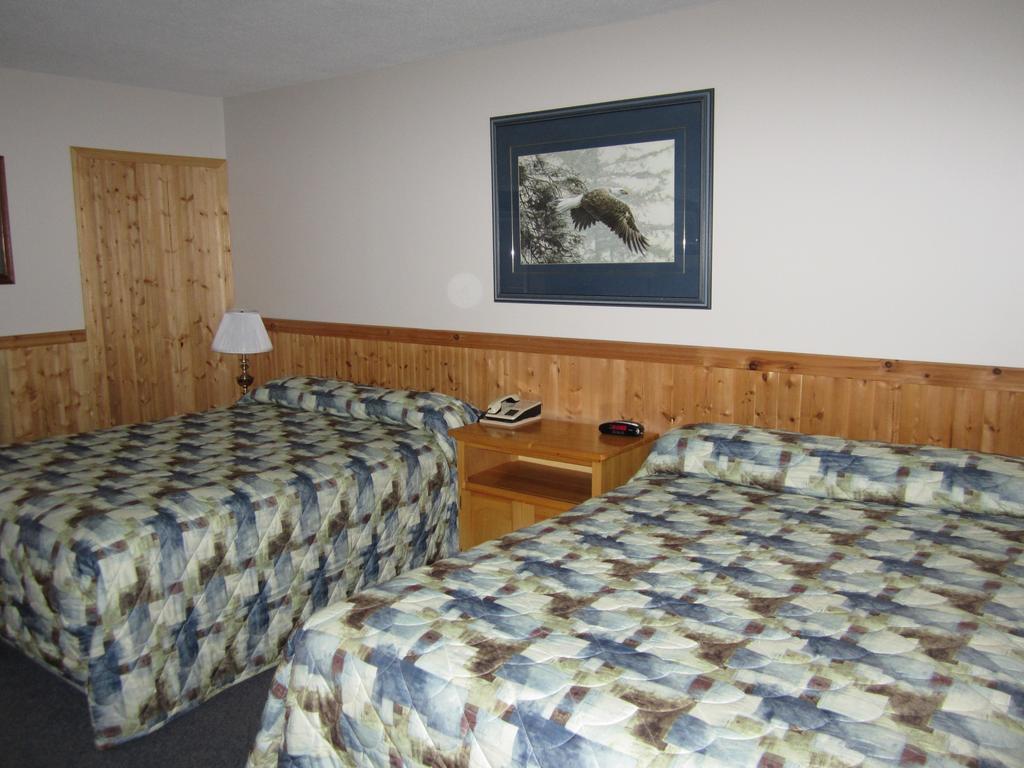וויליאמס לייק Lakeside Motel מראה חיצוני תמונה