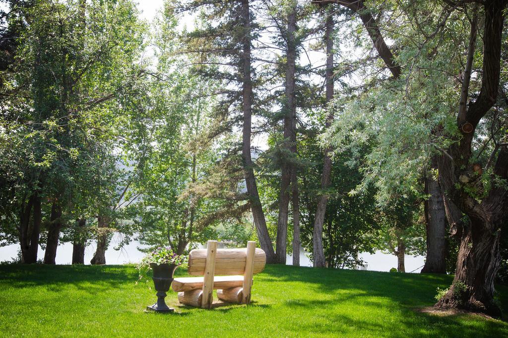 וויליאמס לייק Lakeside Motel מראה חיצוני תמונה