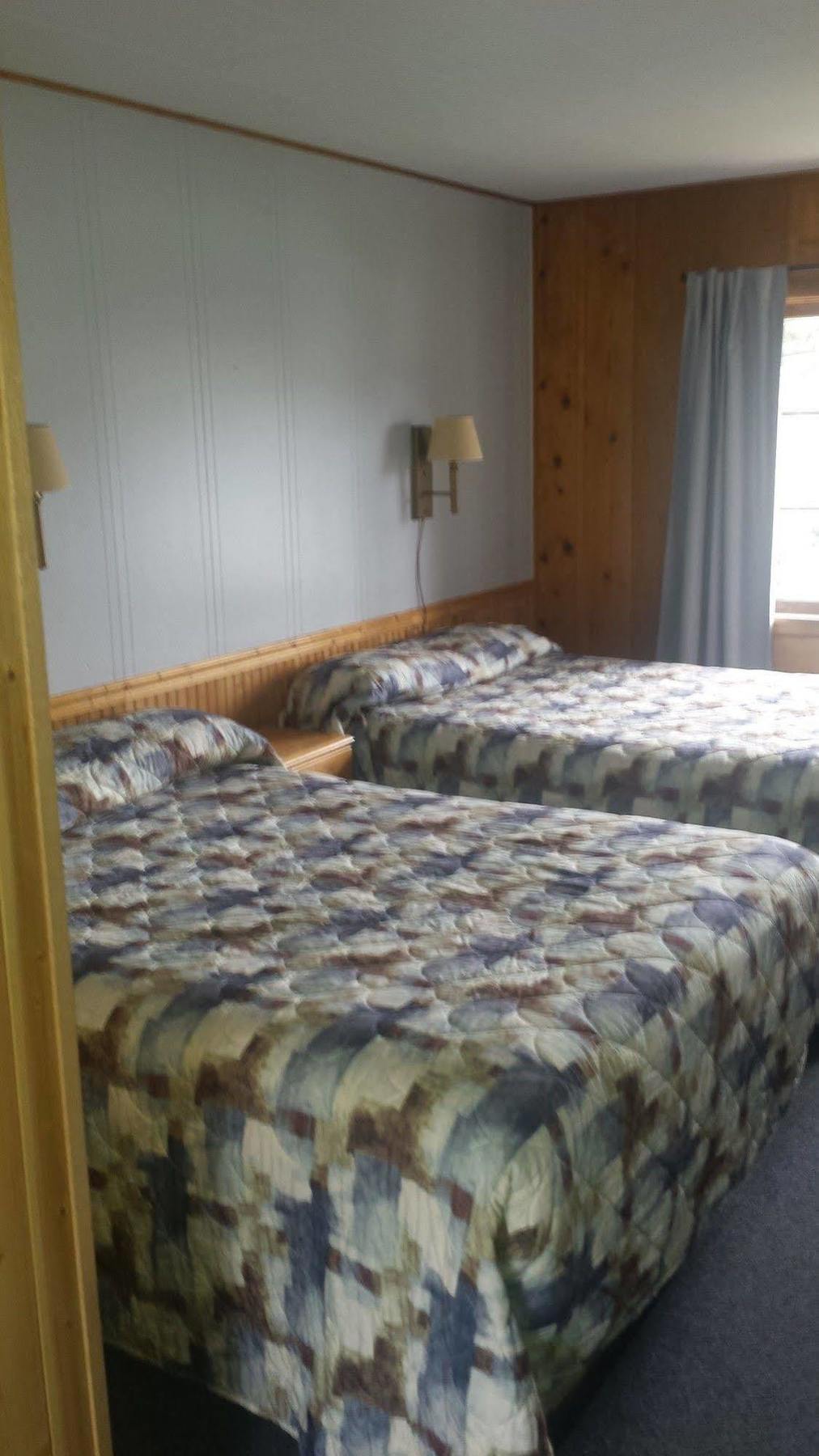 וויליאמס לייק Lakeside Motel מראה חיצוני תמונה